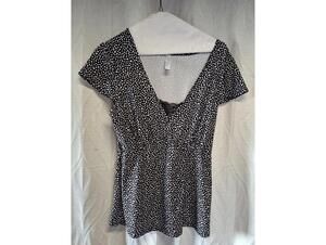 Chic Women's Marilyn Monroe Polka Dot V-Neck Top - Perfect for Any Occasion